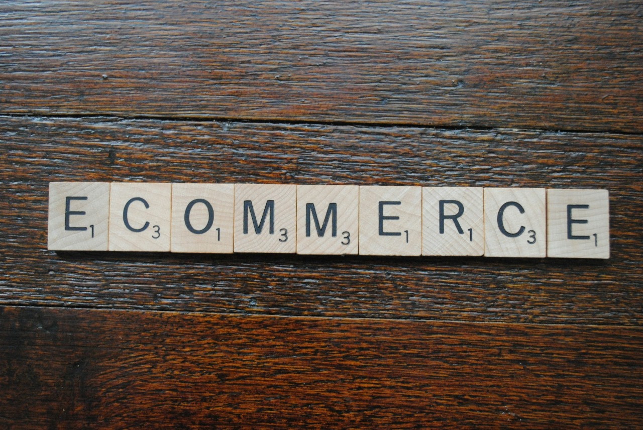 The Birth of E-commerce: How a 1994 Pizza Order Paved the Way for Today’s Online Stores